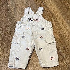 🟠Baby overalls. 3/6 months